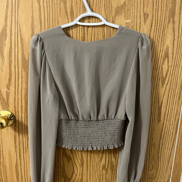 Aritzia Wilfred Wistful Top - Picture 2 of 4